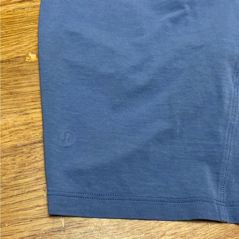 lululemon athletica Crescent T-Shirt - Water Drop Blue - Picture 4 of 4